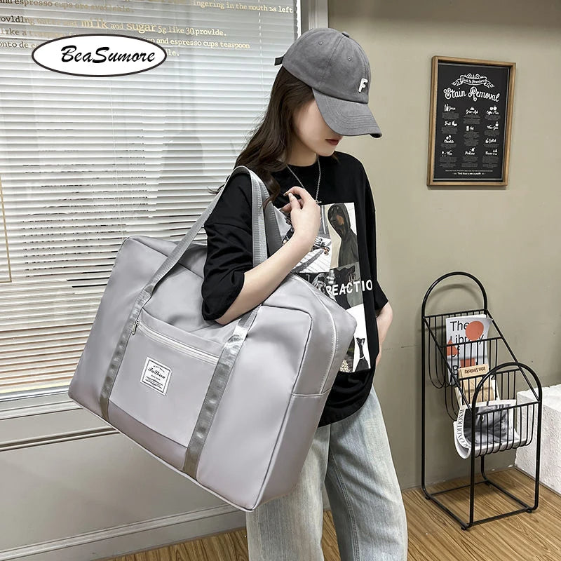 Folding Travel Bag women Shoulder Bags Large Capacity Foldable Women Travel bag ( random colors) (Lc)